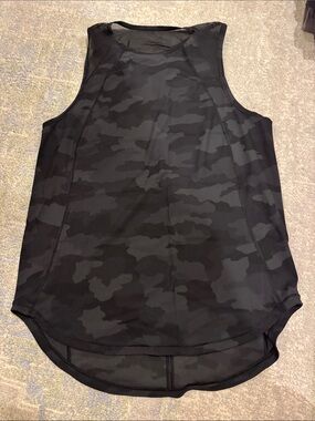 Lululemon Women’s Black Camo Sleeveless Performance Tank